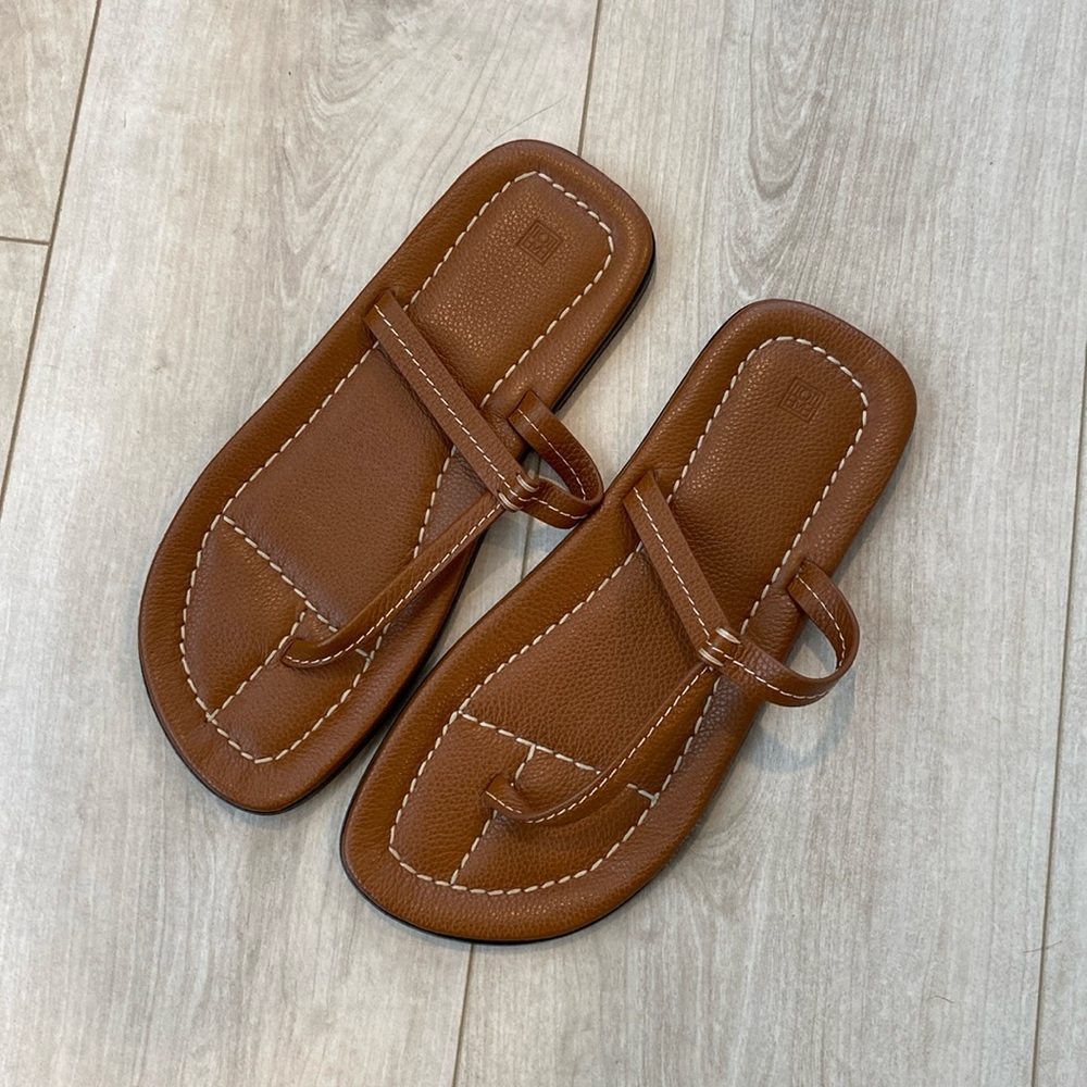 Toteme T-strap leather thong sandals tan 37